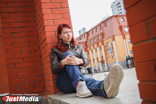 Екатерина Карманова, Свердловский госархив: «Именно в такую погоду легко работать и хочется гулять по городу». В Екатеринбурге +24 и грозы 