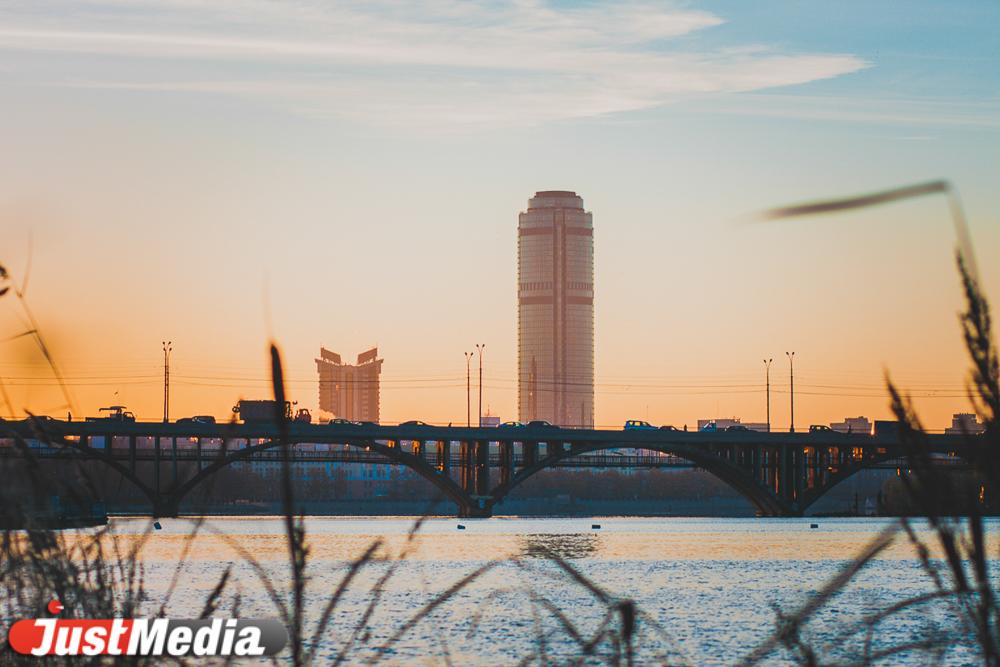 Вторую часть Макаровского моста начнут разбирать в августе - Фото 1