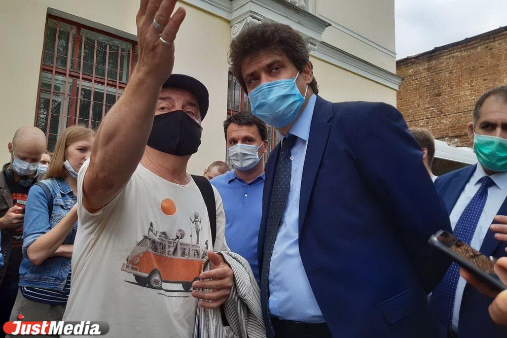 Шахрин попросил у мэра Екатеринбурга денег на новый сквер  - Фото 1