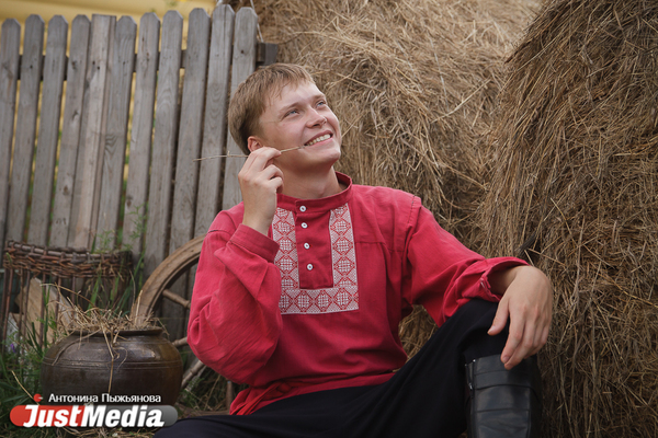 Данила Мастер, Парк Сказов: «Скучно сидеть дома в городе в такую прекрасную погоду». В Екатеринбурге +19 градусов