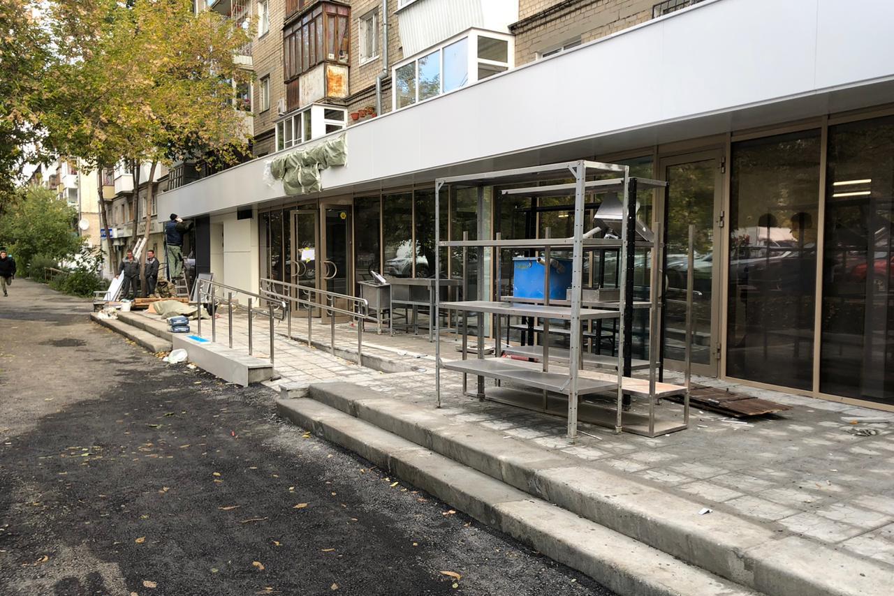 Учредители благотворительного фонда «Общество Малышева 73» открывают бесплатную столовую для всех нуждающихся - Фото 1