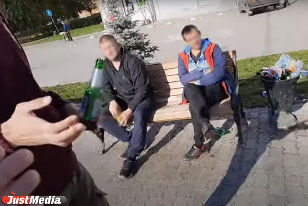 В Ирбите местный активист утверждает, что Аллея памяти мотозаводцам стала любимым местом для распития спиртного - Фото 1