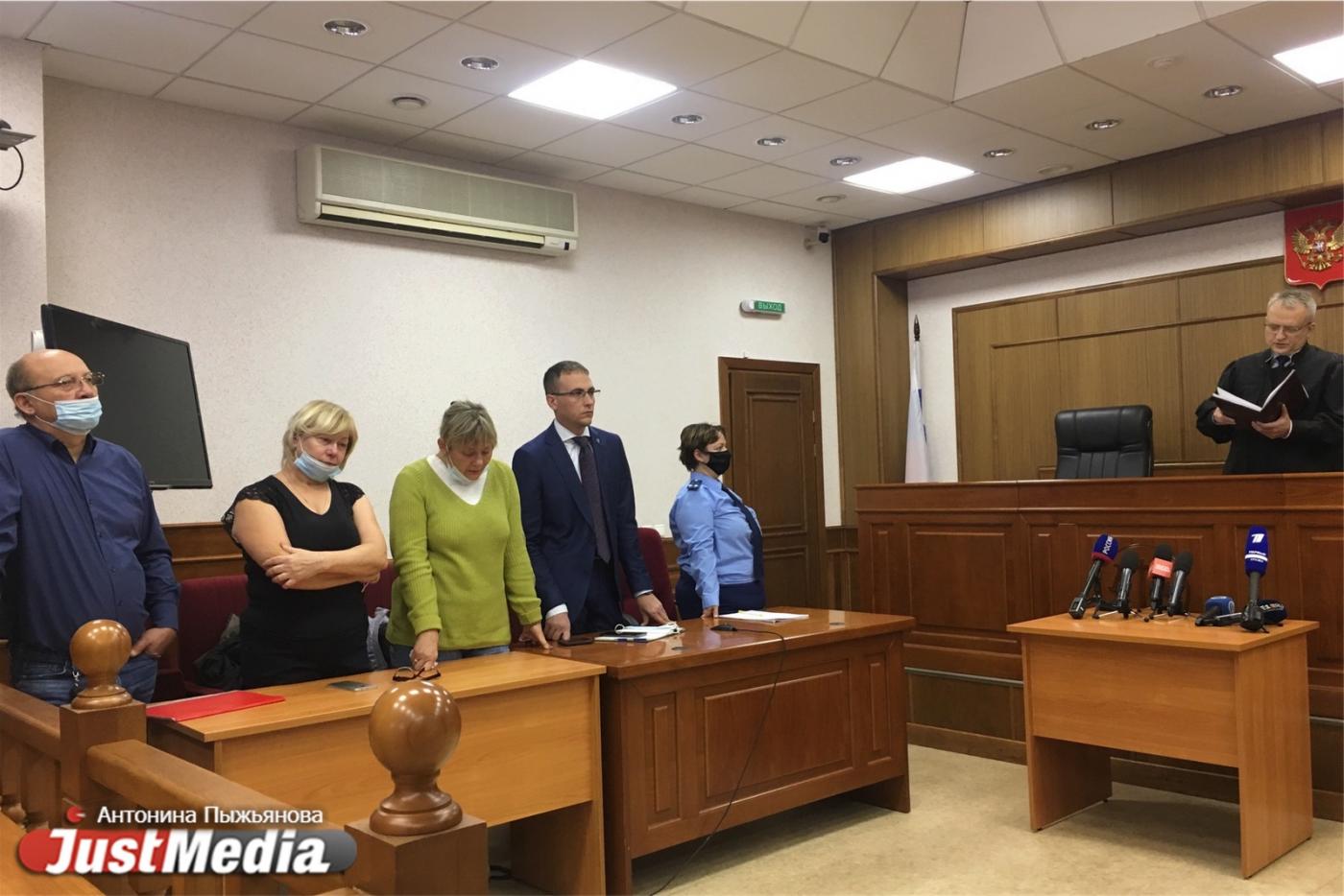 Уктусскому стрелку вызвали скорую в Свердловский областной суд - Фото 1