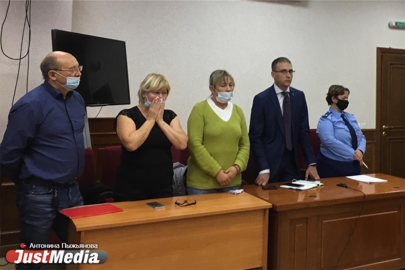 «Моя дочь получила пять пуль за то, что хотела жить». Мать одной из жертв уктусского стрелка о вынесенном приговоре  - Фото 1