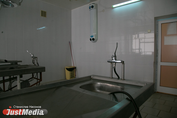 От COVID-19 скончались еще 6 свердловчан