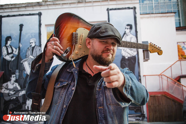 Владимир Демьянов, Blues Doctors: «Осень в Екатеринбурге – это всегда особенные ощущения: фирменные дожди, замечательное серое небо». В столице Урала +15