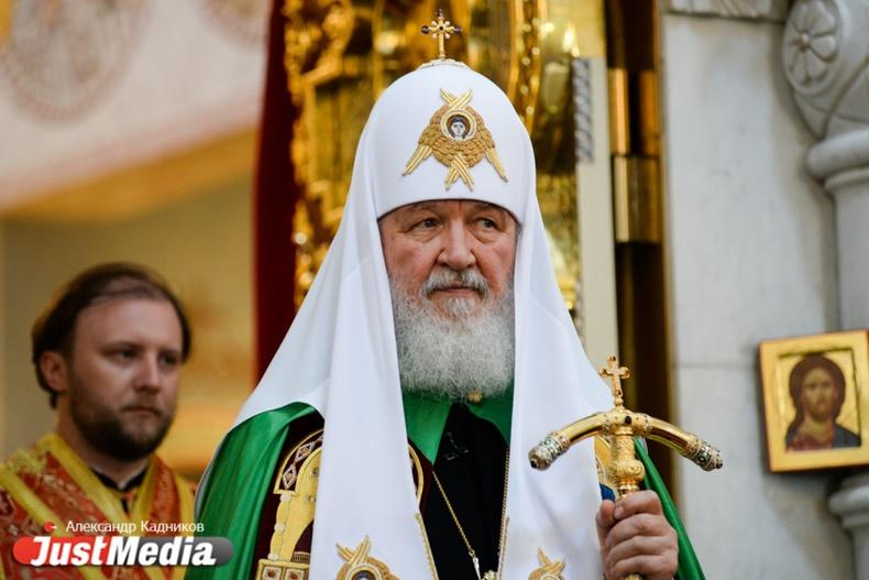 Патриарх Кирилл подписал указ об отлучении от церкви схимонаха Сергия  - Фото 1