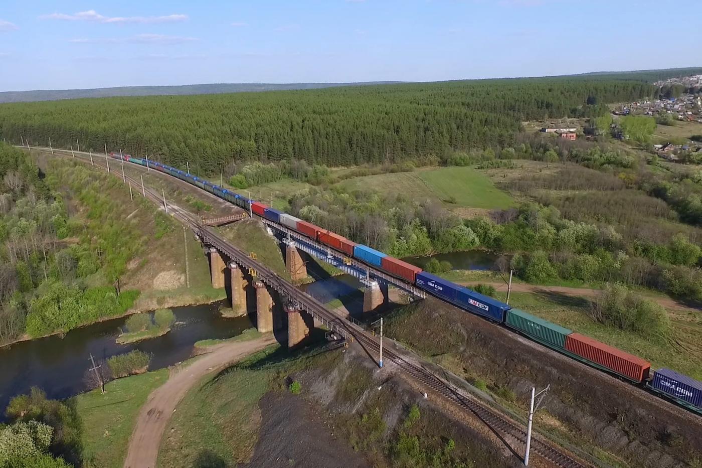СвЖД перевела на электронные договоры почти 94% грузоотправителей - Фото 1
