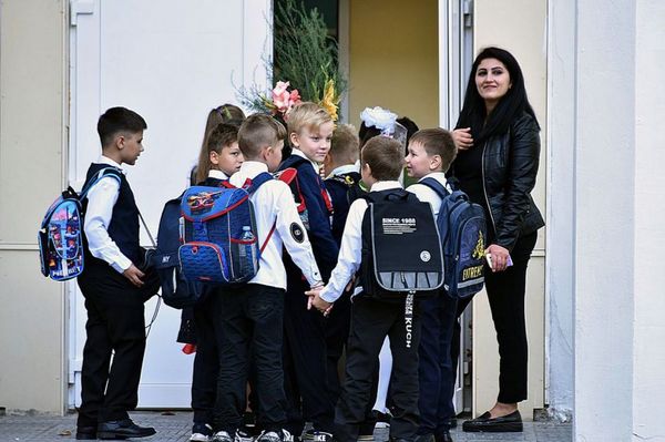 Со следующего года в школах начнут не только учить, но и воспитывать - Фото 1