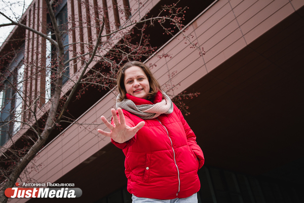 Анна Берсенева, блогер:  «В декабре город преображается, становится нарядным, но еще не так холодно». В Екатеринбурге -13 градусов