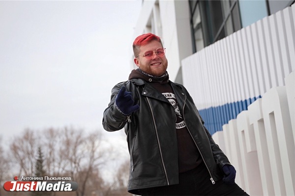 Александр Толстых, организатор концертов:  «Сегодня стоит отличная, настоящая уральская погода». В Екатеринбурге -8 градусов