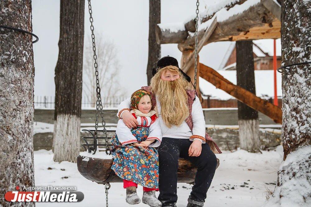 Кокованя и Даренка: «Пусть у каждого из вас сбудутся все ваши желания, и в этот Новый год к вам придет настоящее новогоднее счастье». В Екатеринбурге -16 градусов - Фото 1