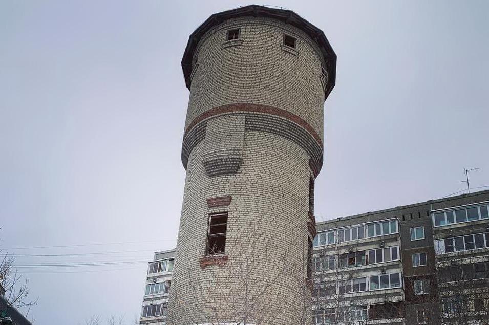 Екатеринбуржец планирует превратить старую башню на ЖБИ в офисник или ресторан - Фото 1