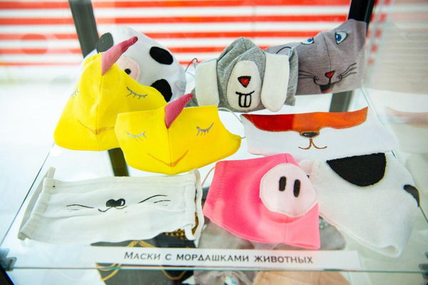 В Екатеринбурге показали коллекцию защитных масок - Фото 1