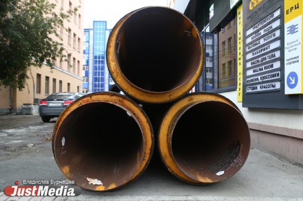 В Первоуральске приставы заставили местного жителя вернуть 20-тонную трубу производителю - Фото 1