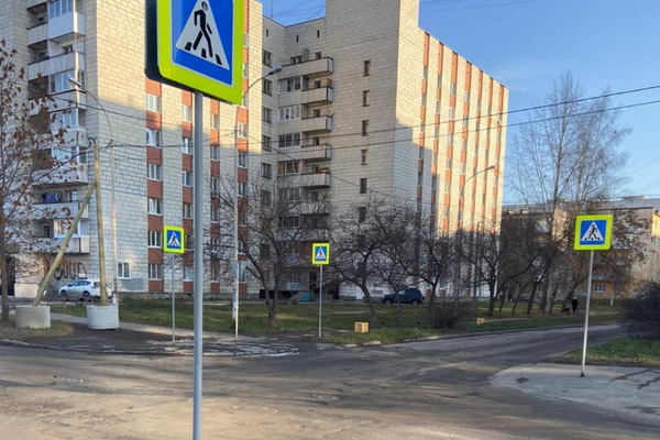 Екатеринбургский депутат помог обезопасить оживленный перекресток на Эльмаше - Фото 1