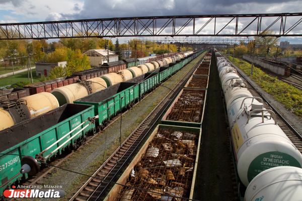 Погрузка на Свердловской железной дороге в ноябре выросла на 5% - Фото 1