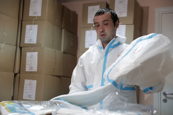 Фонд святой Екатерины закупил 10 000 противоинфекционных комплектов для больниц региона - Фото 1