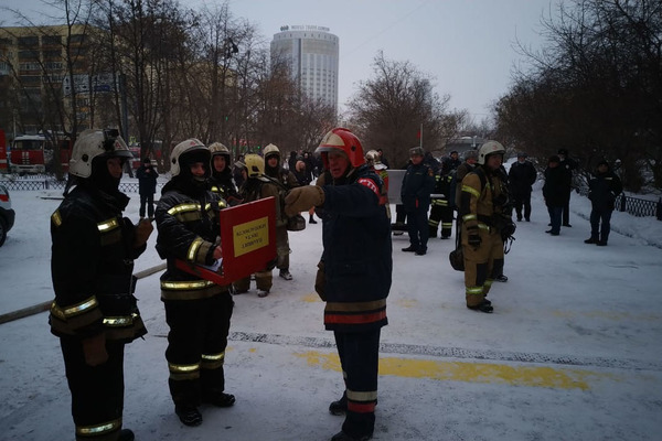 При пожаре в высотке на Белинского  пострадали два человека - Фото 1