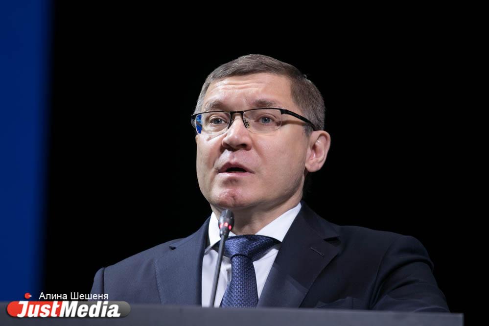 Якушев назвал условие для отмены масочного режима на Урале - Фото 1