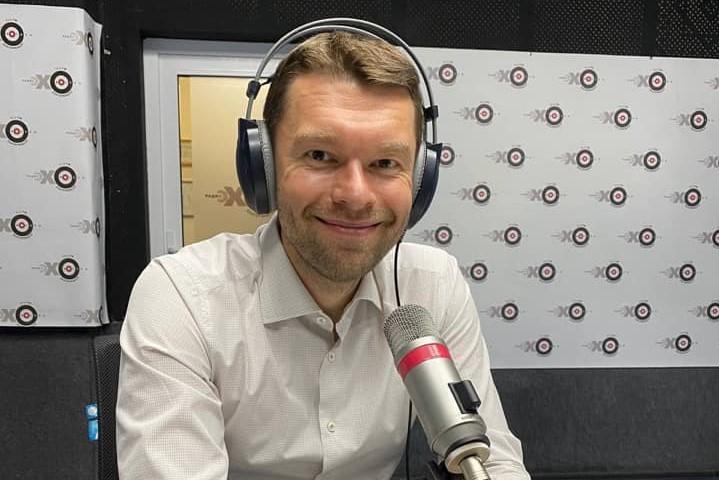 Депутат из Екатеринбурга рассказал, какими методами действуют застройщики для выселения людей из домов - Фото 1