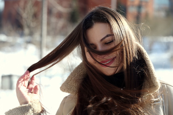 Блогер Анастасия Хлыстова: «Я приехала сюда 9 лет назад, но до сих пор привыкнуть к погоде не могу». В Екатеринбурге -7 градусов - Фото 1