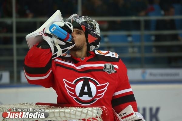 Якуб Коварж останется в воротах «Автомобилиста» еще на один год - Фото 1