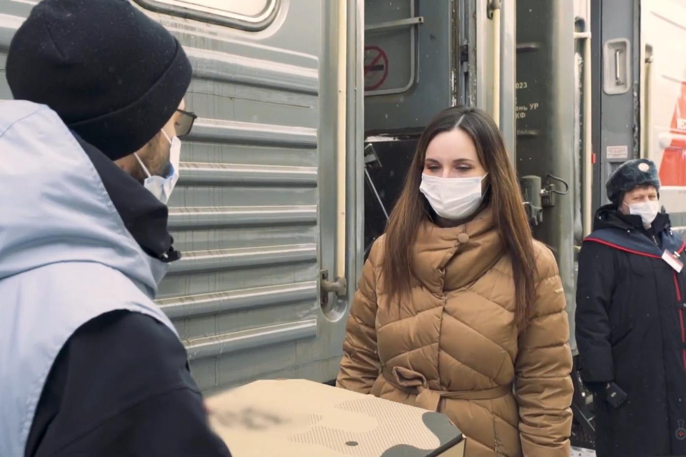 Сервис по доставке еды к поезду выполнил на СвЖД первую сотню заказов. Лидирует Тюмень - Фото 1