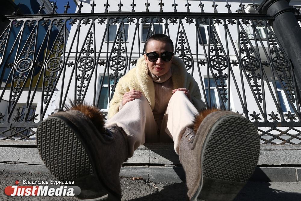 Эксперт по рекламе Елена Краснова: «Несмотря на холодный ветер или палящее солнце, всегда получайте удовольствие от жизни». В Екатеринбурге +7 градусов - Фото 1