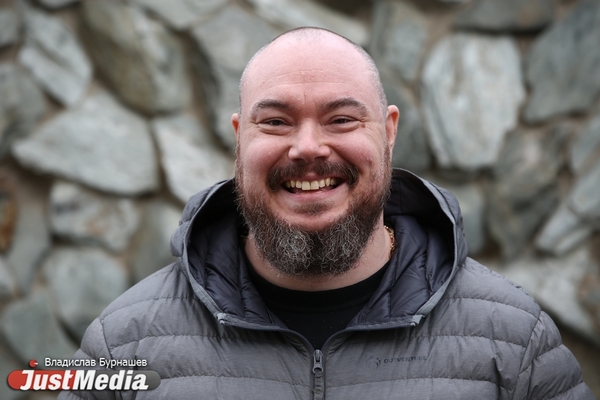 Чемпион мира по пауэрлифтингу Артем Лавров: «Погода на Урале непредсказуема, как движение курса на валютных рынках». В Екатеринбурге +6 градусов