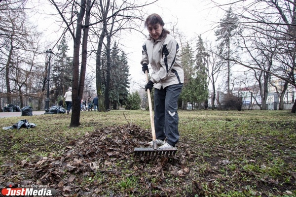 В Екатеринбурге продолжается месячник чистоты - Фото 1