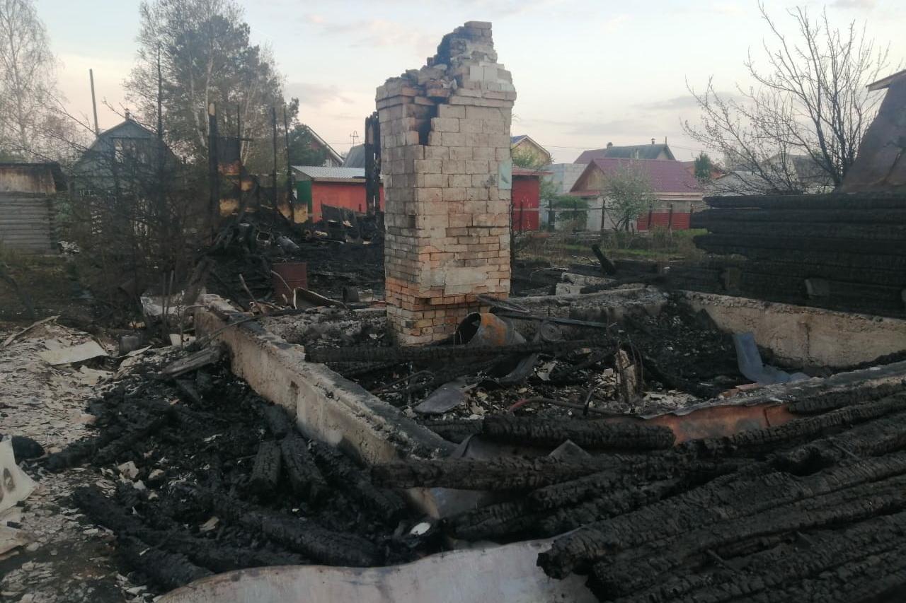 Полиция: к пожарам в садах на Чусовском тракте могут быть причастны дети - Фото 1