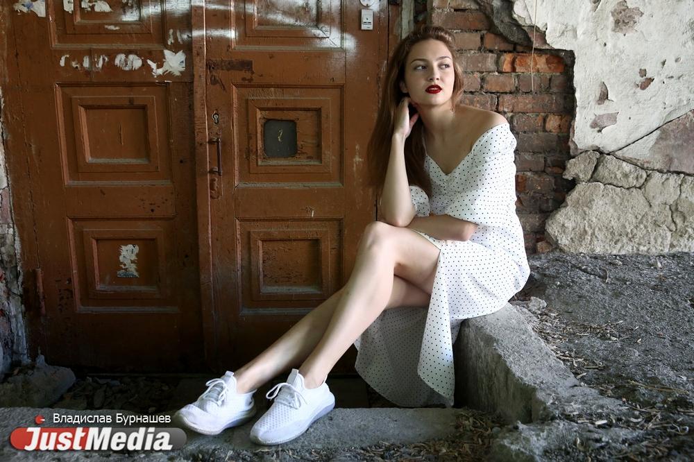 Любовь Тюняткина, ТАСС: «Летом я чувствую себя легкой, воздушной, более женственной и счастливой». В Екатеринбурге +27 градусов - Фото 1