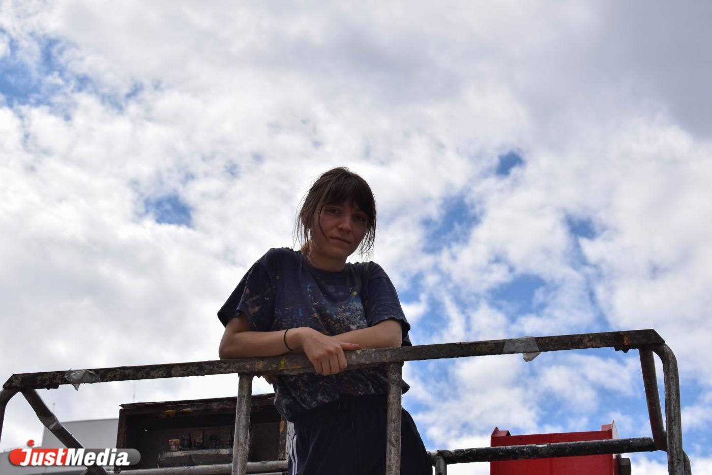 Анетта Лукьянова, художница: «Мы думали, что на Урале будет очень тепло». В Екатеринбурге +19 градусов - Фото 1