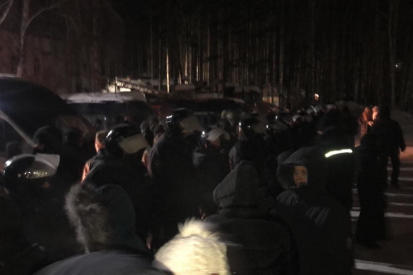 В Среднеуральский женский монастырь снова пришел ОМОН. Насельники сообщают о погромах - Фото 1