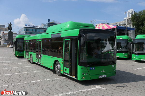 Екатеринбургский Гортранс приобретет 60 новых автобусов на метане за 799 миллионов рублей - Фото 1