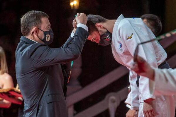 Евгений Куйвашев принял участие в церемонии открытия чемпионата мира по дзюдо - Фото 1