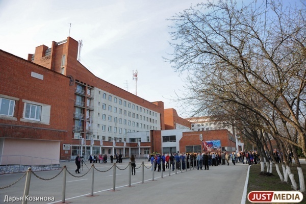 Ковидный госпиталь вновь развернули в Екатеринбурге - Фото 1