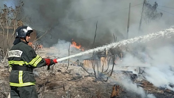 Свердловские пожарные поезда более 50 раз выезжали на тушение возгораний  - Фото 1