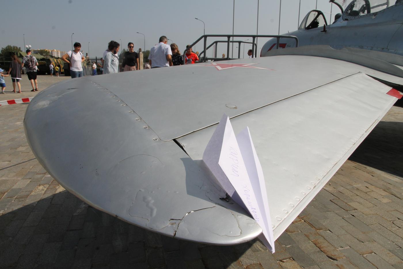 Три десятка самолетов стартовали сегодня с открытой площадки Музейного комплекса УГМК - Фото 1