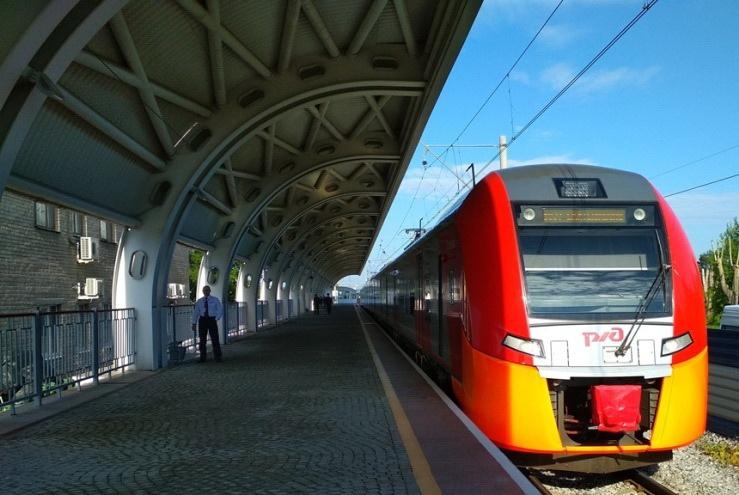 «Ласточки» на маршруте Нижний Тагил – Аэропорт Кольцово будут делать дополнительные остановки в черте Екатеринбурга - Фото 1