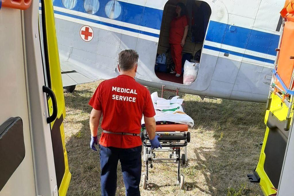 Девочку, пострадавшую в ДТП недалеко от Саратова, доставили в Екатеринбург - Фото 1