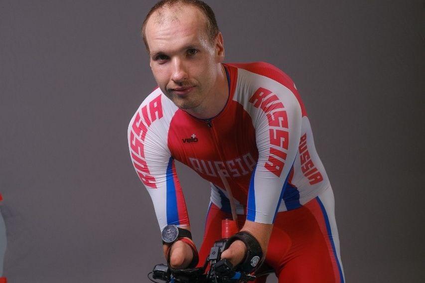 Спортсмен из Екатеринбурга выиграл второе золото на Паралимпийских играх в Токио - Фото 1