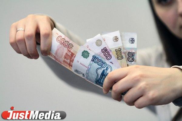 Две цыганки из Екатеринбурга похитили больше 8,6 миллионов рублей, снимая порчу - Фото 1