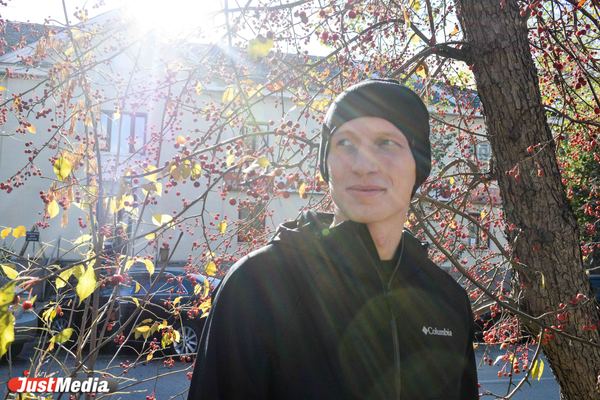 Андрей Егорычев, ФК «Урал»: «У природы нет плохой погоды. Одевайтесь теплее, и все будет хорошо!». В Екатеринбурге +11 градусов - Фото 1