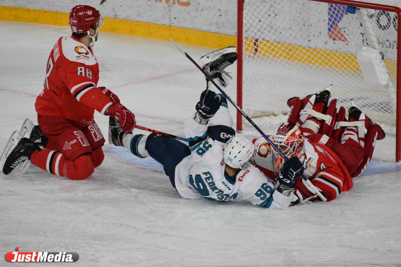 «Автомобилист» и «Сочи» устроили перестрелку - Фото 1