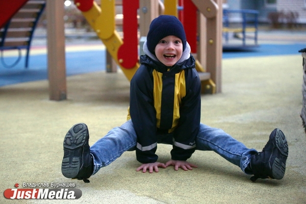 Женя Червяков, первоклассник: «Мое настроение никогда не зависит от погоды, но погода всегда зависит от моего настроения». В Екатеринбурге -1 градус - Фото 1