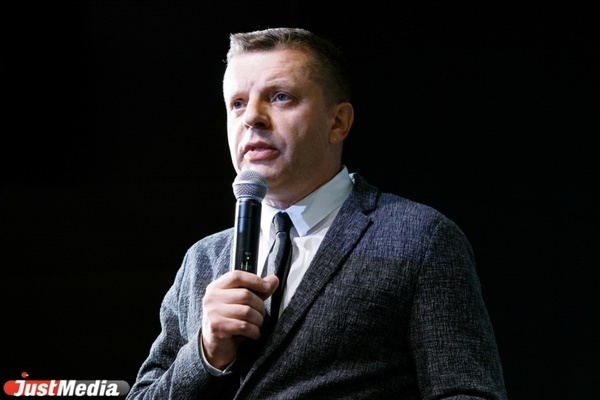 Леонид Парфенов проиллюстрировал сюжет о Екатеринбурге фейковым архивным фото - Фото 1