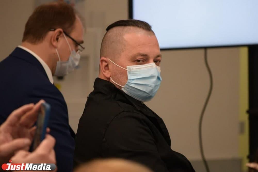 Вадим Самойлов вернулся в «Ельцин Центр» и показал члену Совета при президенте уральскую гитару - Фото 1