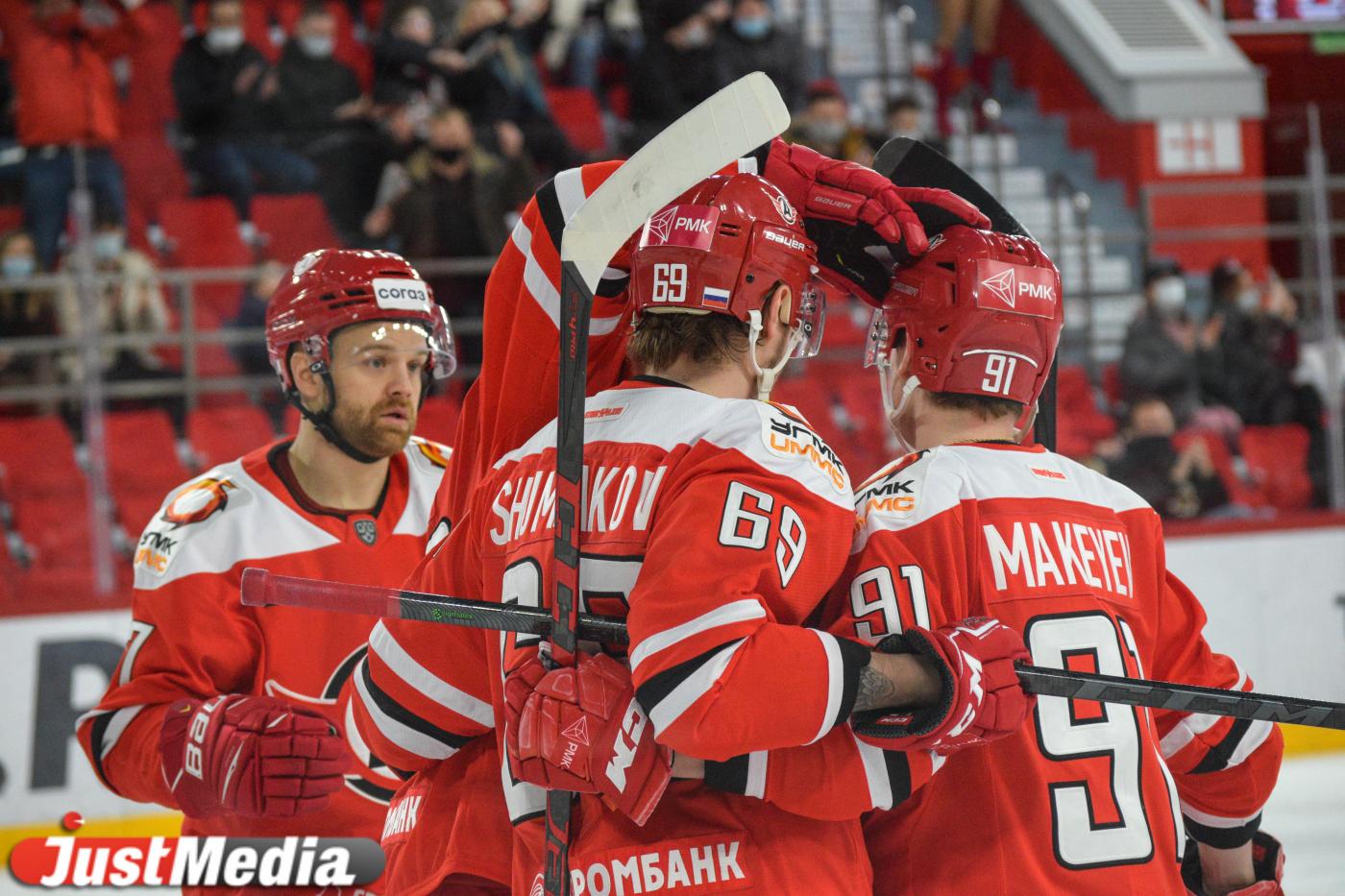 «Автомобилист» прервал серию поражений, без шансов переиграв «Амур» - Фото 1